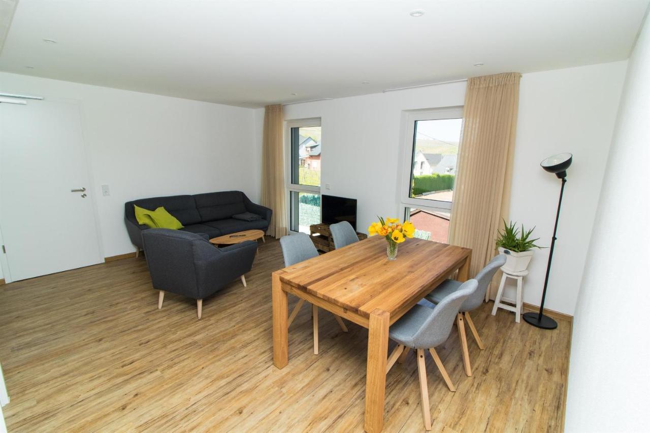 Ferienweingut Ulrike Thul Appartement Leiwen Buitenkant foto