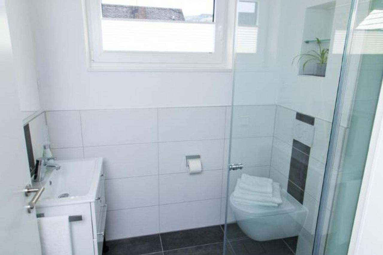 Ferienweingut Ulrike Thul Appartement Leiwen Buitenkant foto